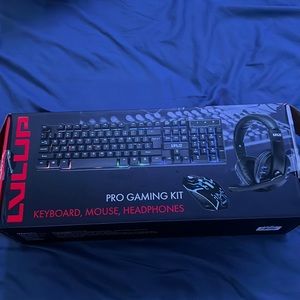 Keyboard mouse and headset combo